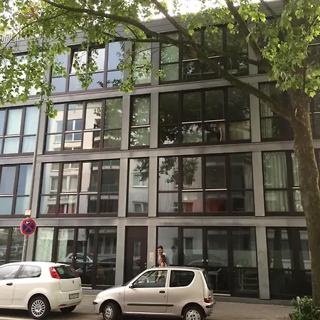 In Atelierwohnung Keulen