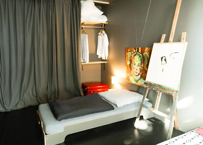 In Atelierwohnung منزل للإقامة