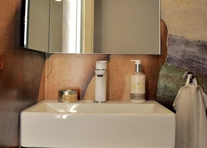 In Atelierwohnung * Κολωνία