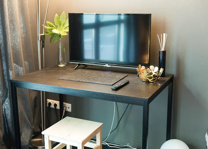 In Atelierwohnung * Κολωνία